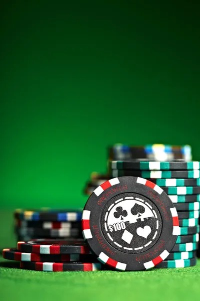 petir777 EuroLeague live dealer table with multi-camera studio setup